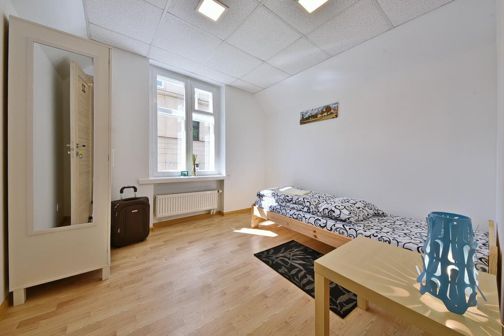 Laisves Avenue Hostel "Easy Kaunas" エクステリア 写真